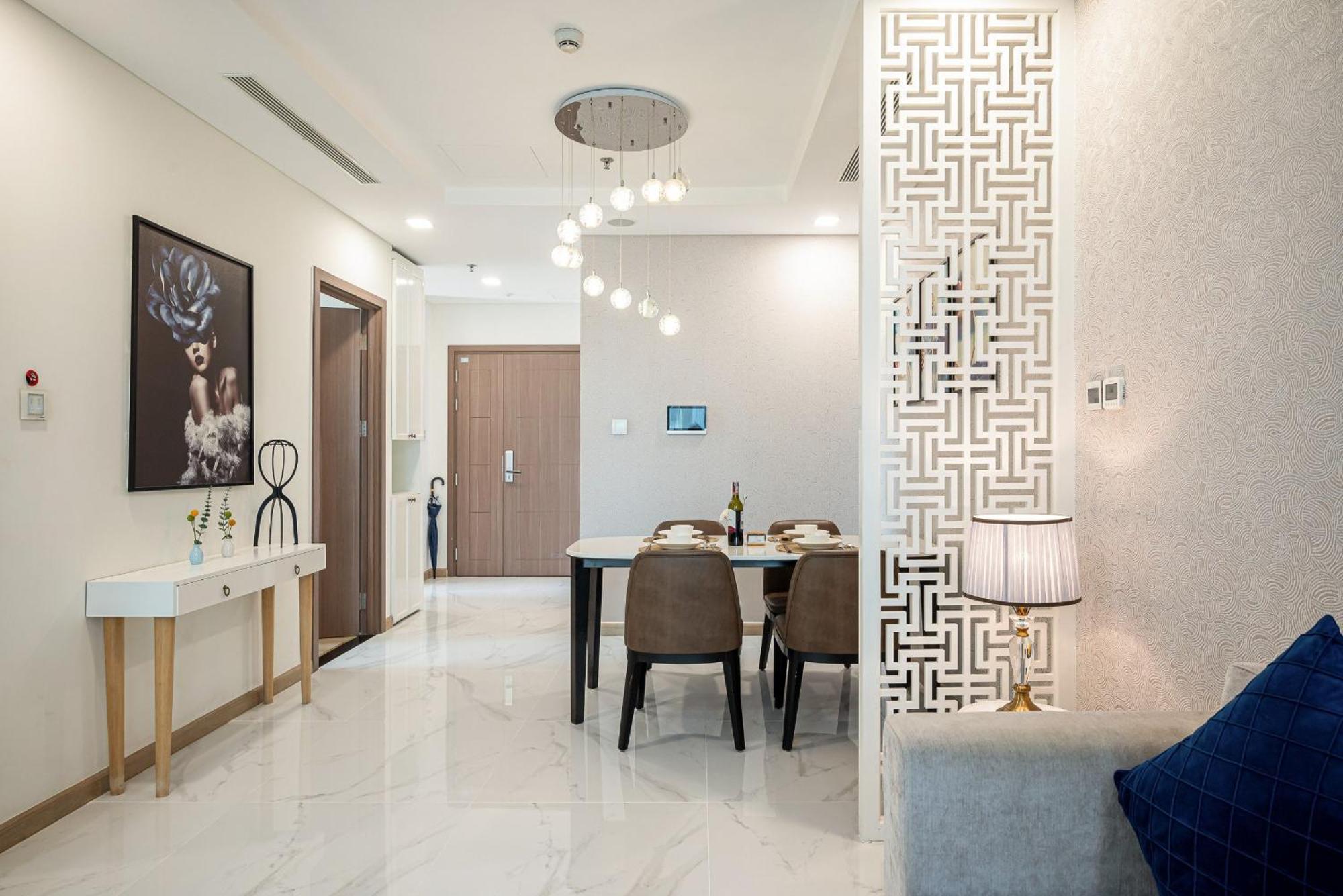 Urban Heights Rentals Landmark 81 호치민 외부 사진