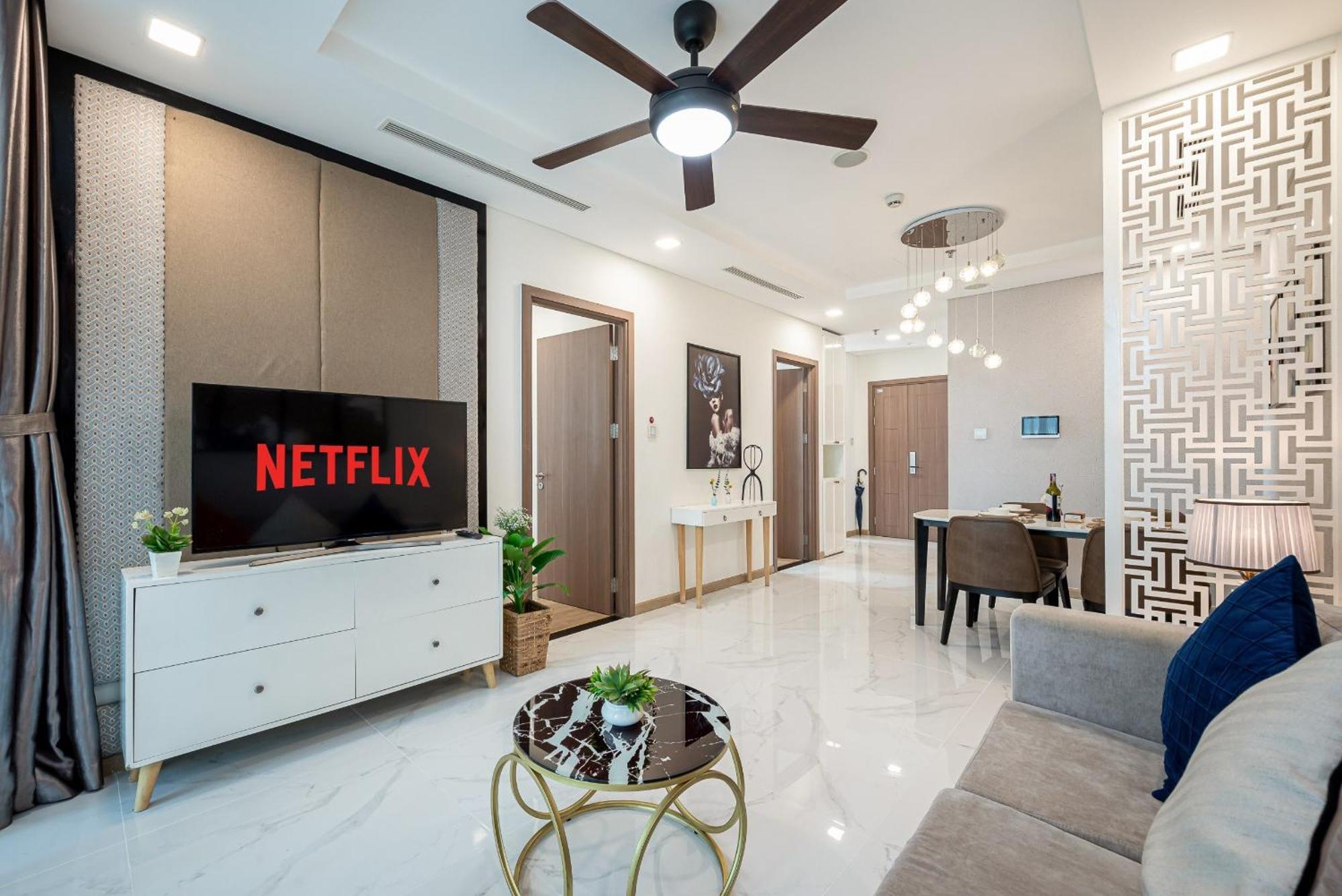 Urban Heights Rentals Landmark 81 호치민 외부 사진