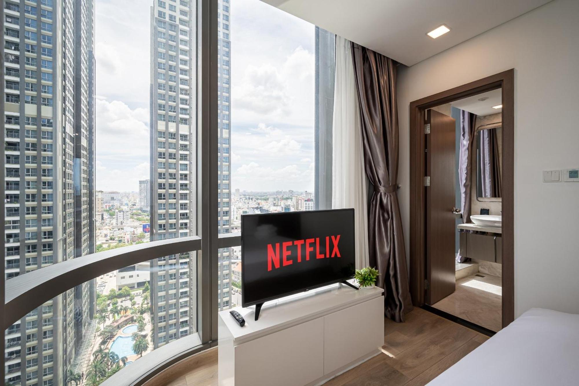 Urban Heights Rentals Landmark 81 호치민 외부 사진