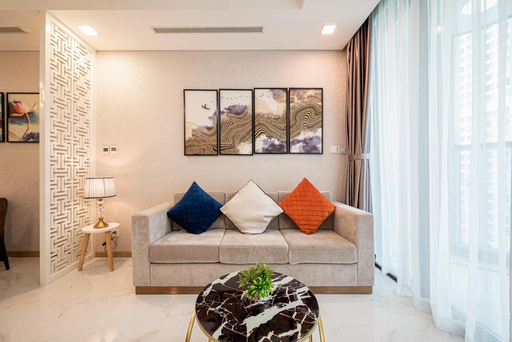 Urban Heights Rentals Landmark 81 호치민 외부 사진
