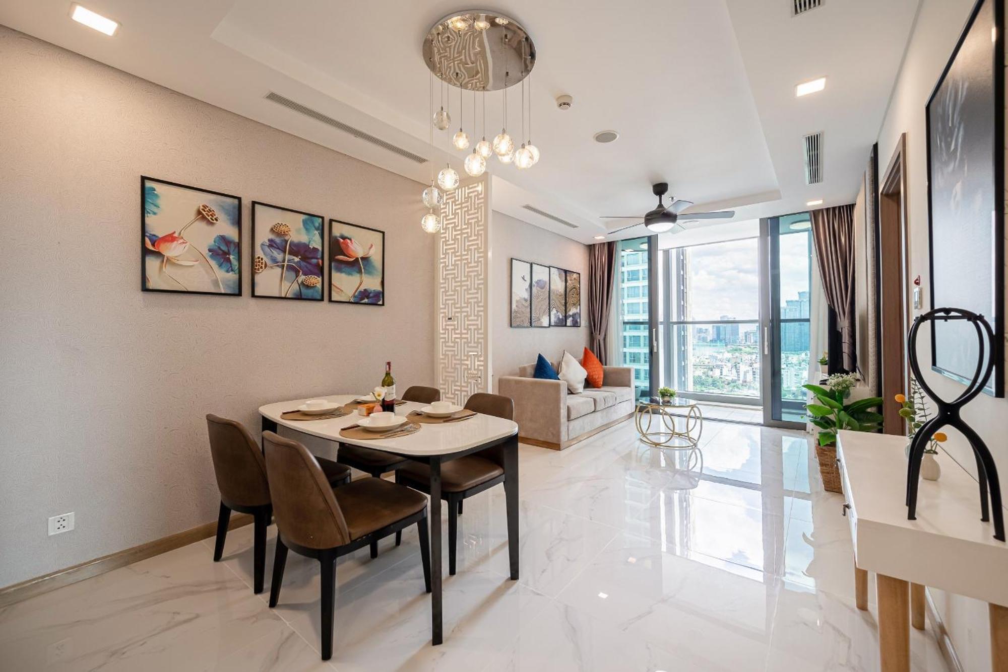 Urban Heights Rentals Landmark 81 호치민 외부 사진