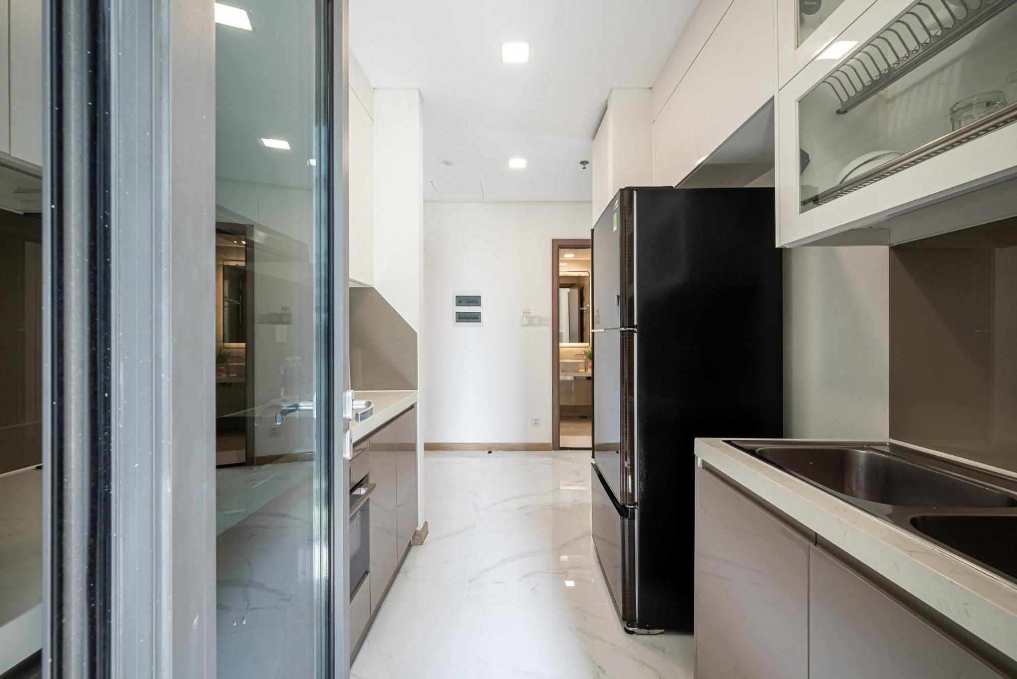 Urban Heights Rentals Landmark 81 호치민 외부 사진