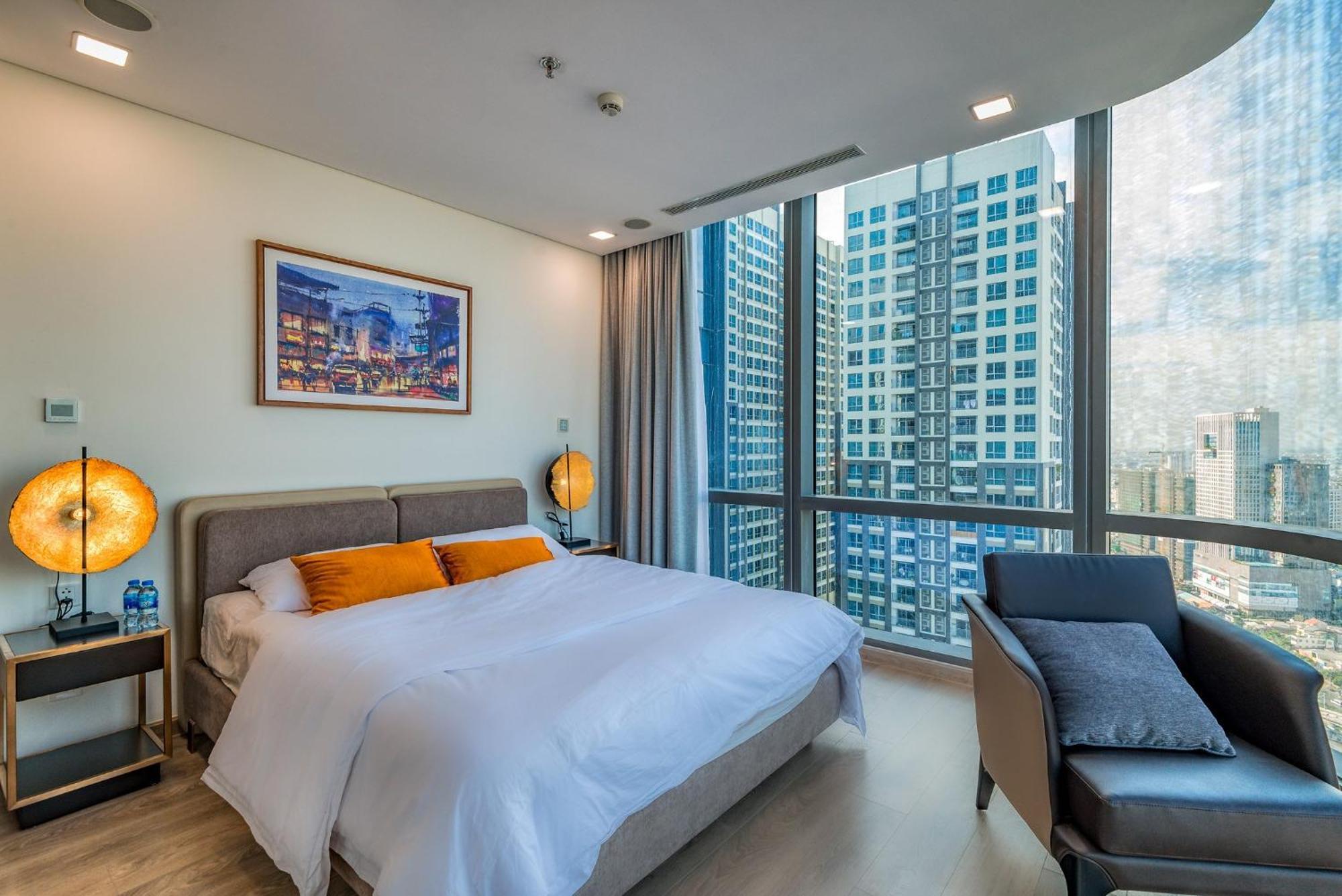 Urban Heights Rentals Landmark 81 호치민 외부 사진