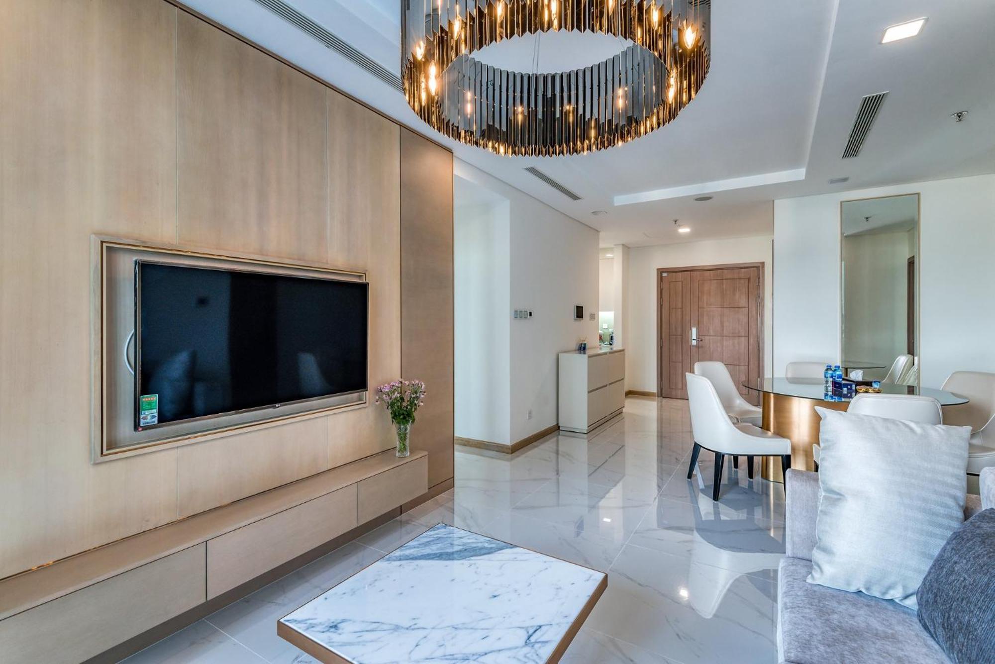 Urban Heights Rentals Landmark 81 호치민 외부 사진
